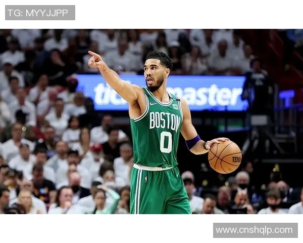 球迷炸锅：塔图姆这一行为引热议！